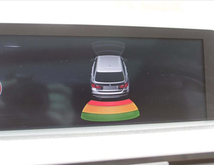 BMW Řada 3 Kombi 3,0 l 190 kw