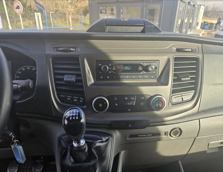 Ford Transit 11