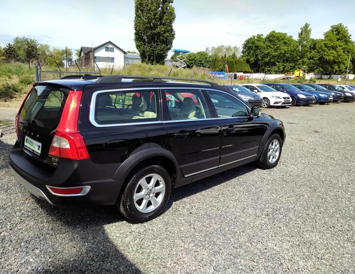 Volvo XC70 4