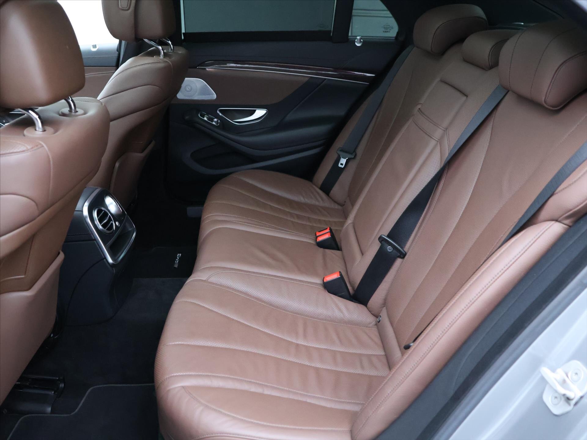 Mercedes-Benz Třídy S Sedan / Limuzína 4,7 l 335 kw