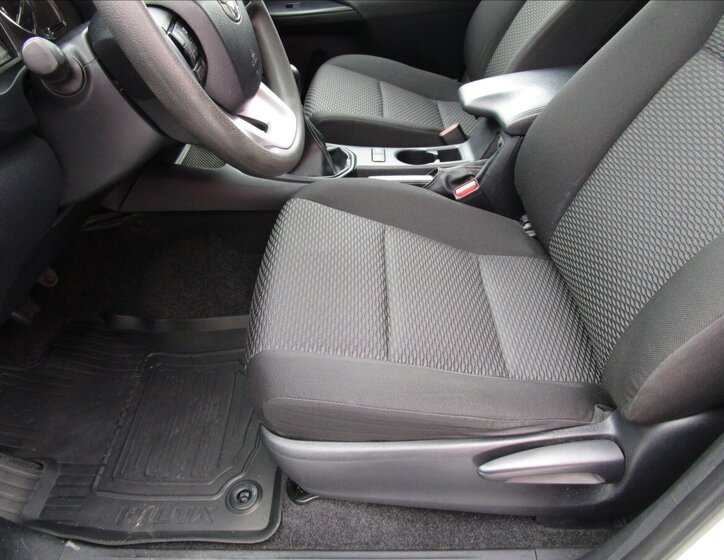 Toyota Hilux Ostatní 2,4 l 110 kw