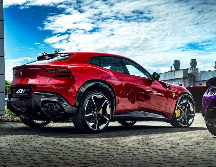 Ferrari Ostatní SUV / Terénní 6,5 l 529 kw