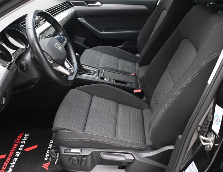 Volkswagen Passat Kombi 2,0 l 110 kw
