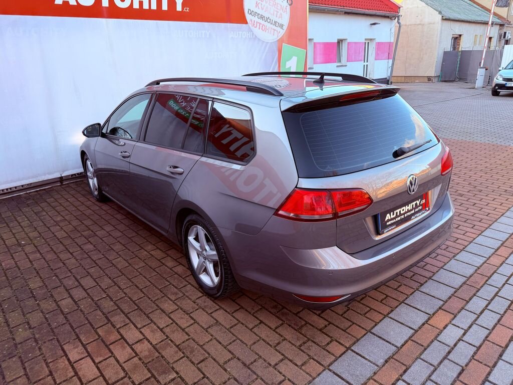 Volkswagen Golf Kombi 1,6 l 81 kw