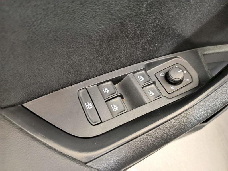 Škoda Karoq SUV / Terénní 1,5 l 110 kw