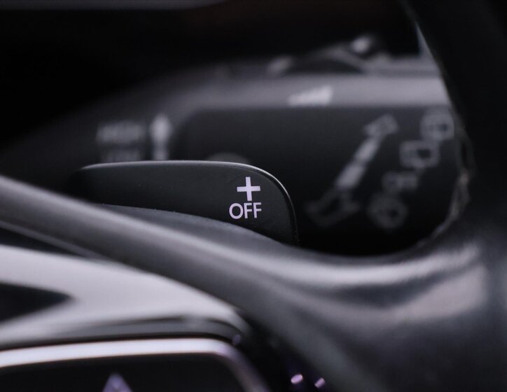 Volkswagen Touareg SUV / Terénní 3,0 l 193 kw