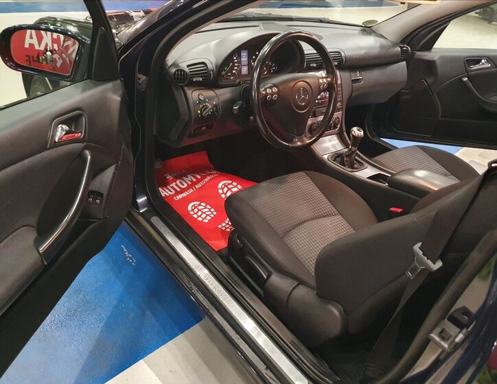 Mercedes-Benz Třídy C Hatchback 1,8 l 105 kw