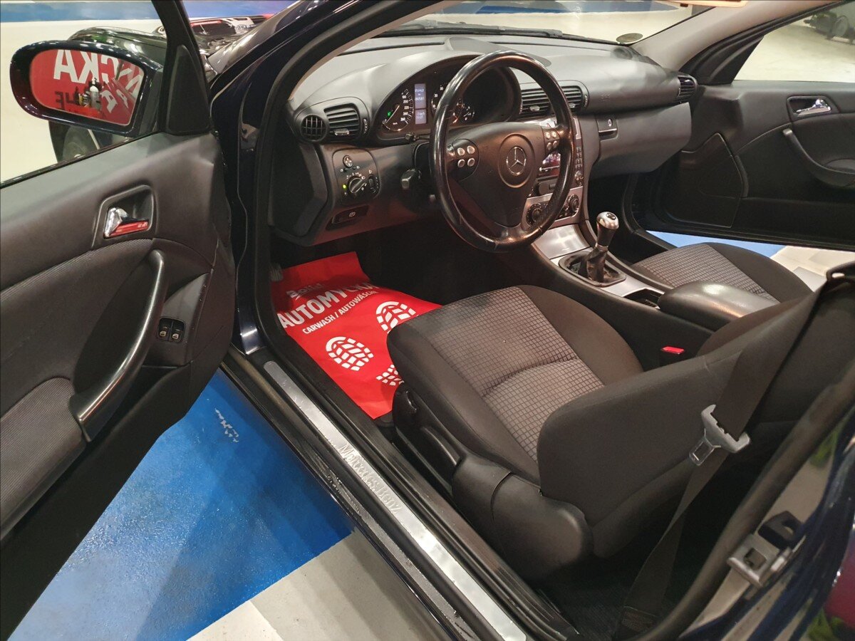Mercedes-Benz Třídy C Hatchback 1,8 l 105 kw