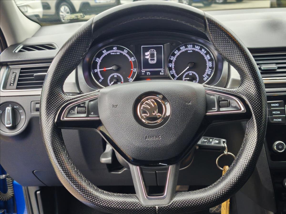 Škoda Rapid Hatchback 999,0 81 kw