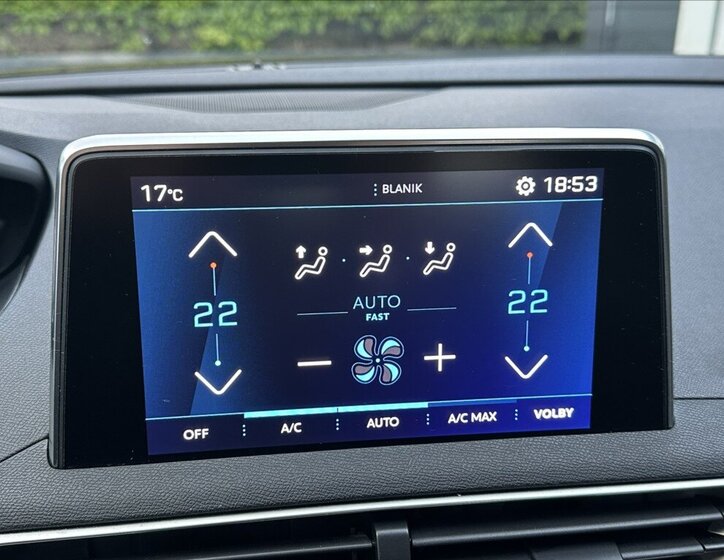 Peugeot 3008 SUV / Terénní 1,2 l 96 kw