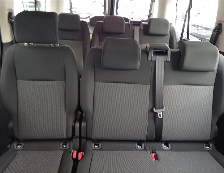 Toyota ProAce Verso 10