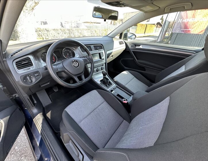 Volkswagen Golf Hatchback 1,2 l 63 kw