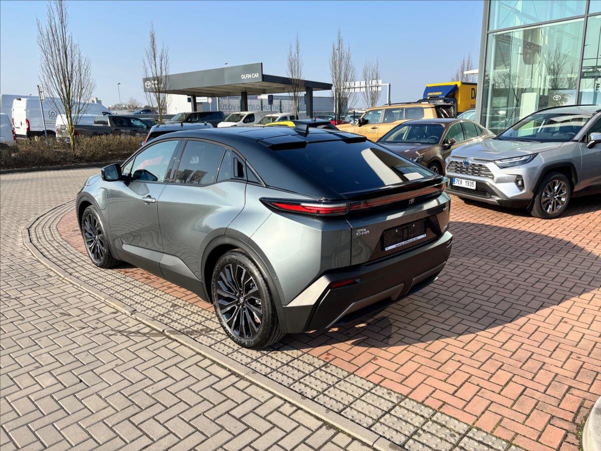 Toyota C-HR SUV / Terénní 0,0 252 kw