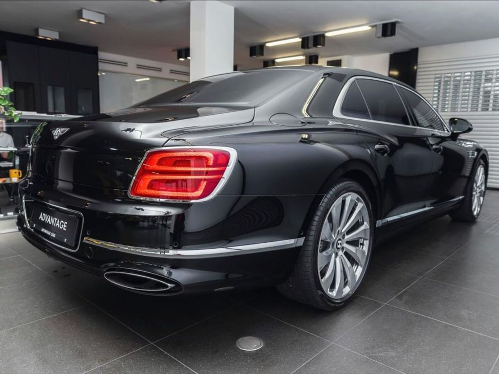 Bentley Flying Spur 4