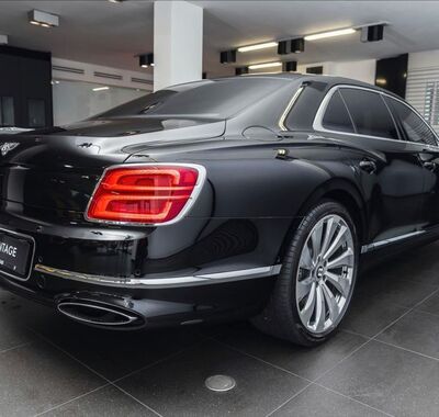 Bentley Flying Spur 4