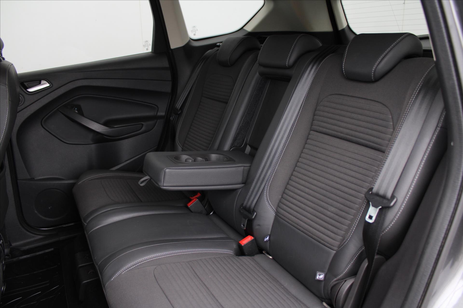 Ford Kuga SUV 1,5 l 110 kw