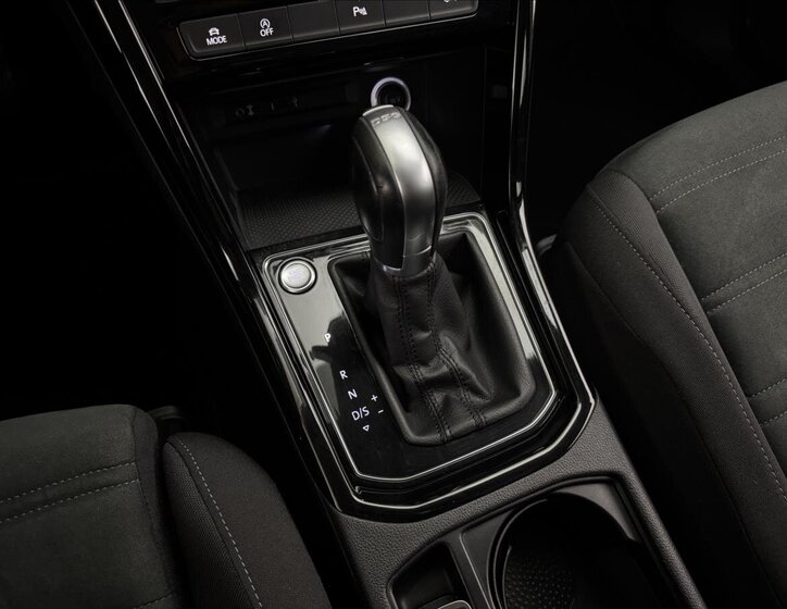 Volkswagen Touran 27