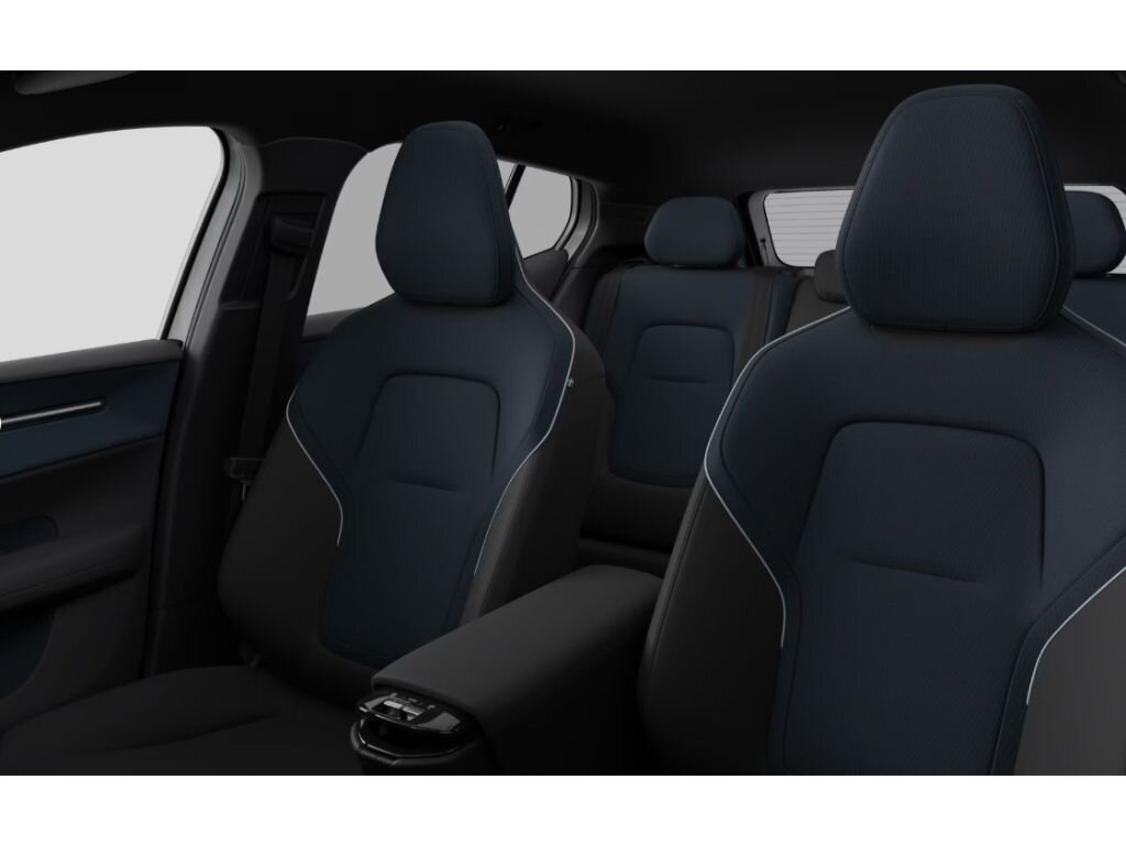 Volvo EX30 SUV / Terénní 1,0 200 kw