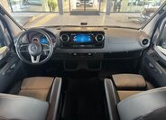 Mercedes-Benz Sprinter 17