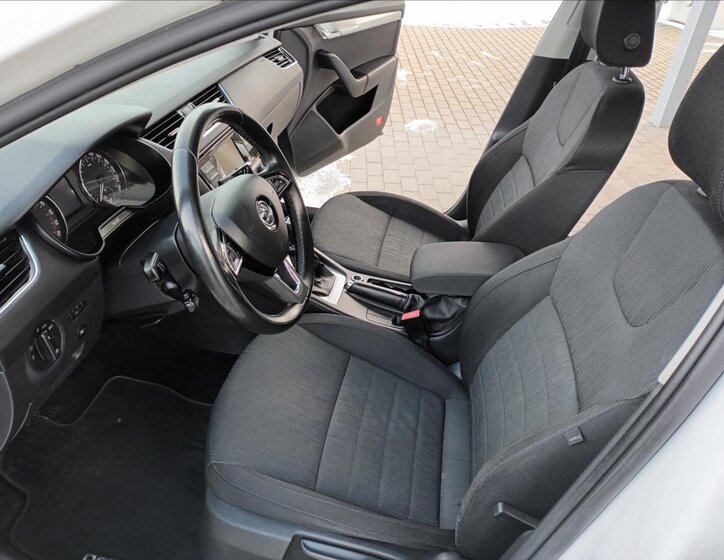 Škoda Octavia Kombi 2,0 l 110 kw