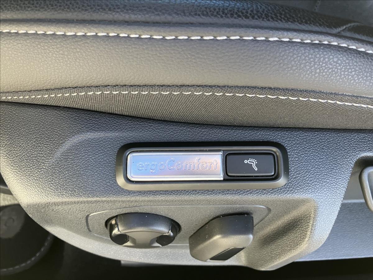 Volkswagen Arteon Kombi 2,0 l 147 kw