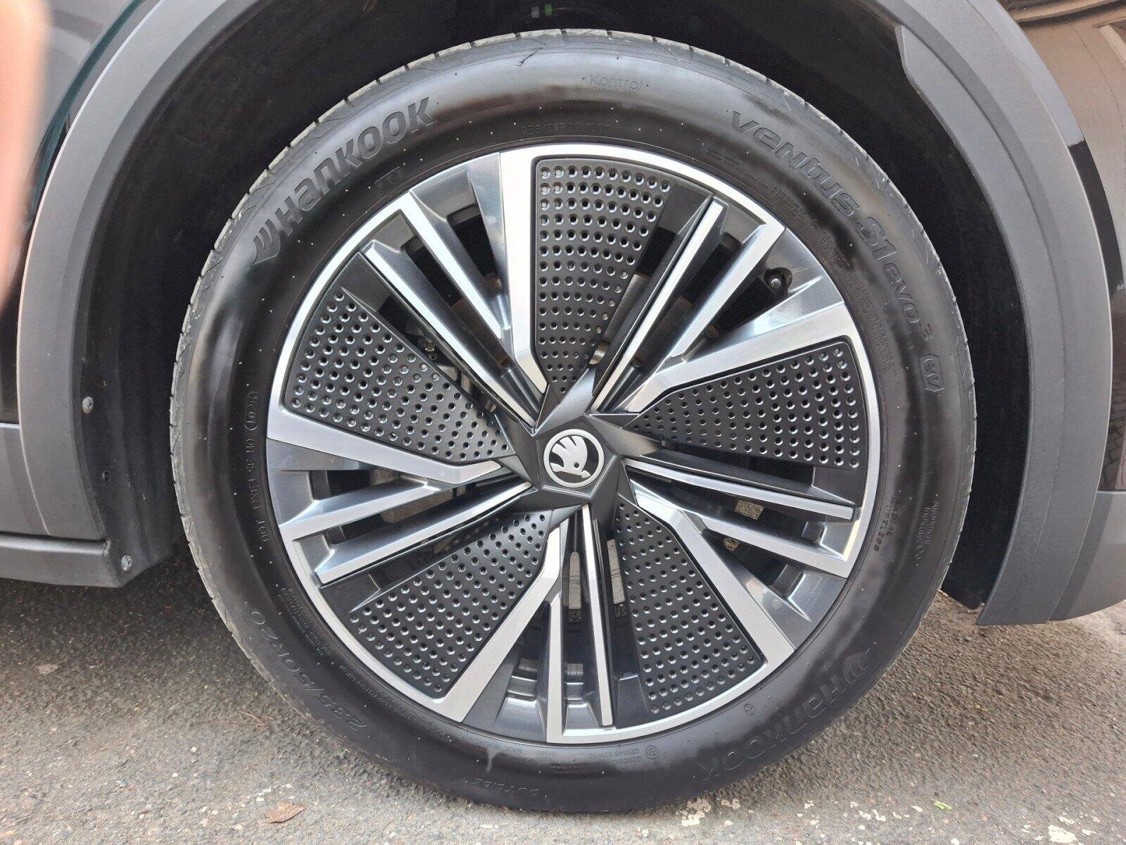 Škoda Elroq SUV / Terénní 0,0 210 kw