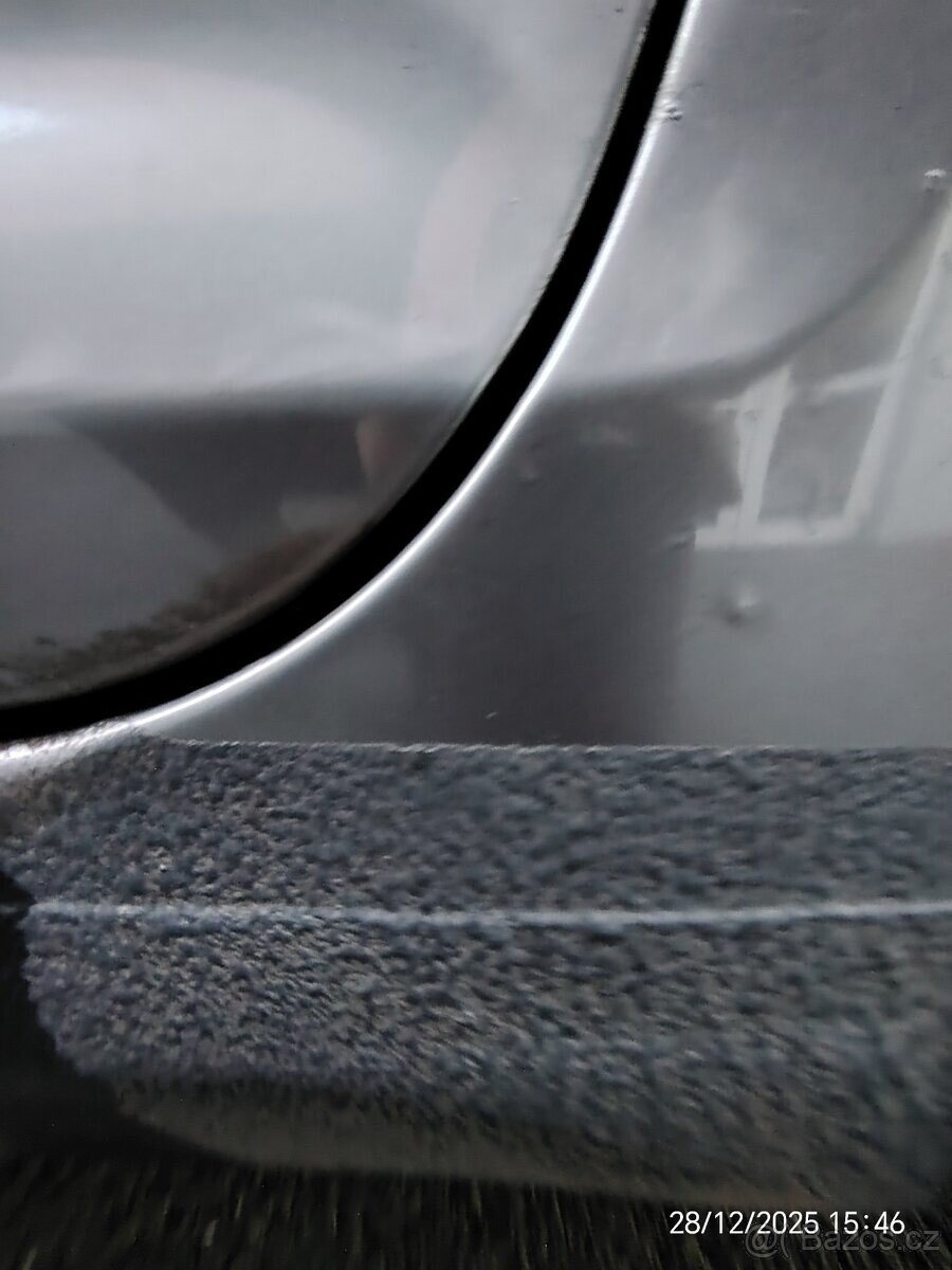 Volkswagen Golf Sedan 0,0 77 kw