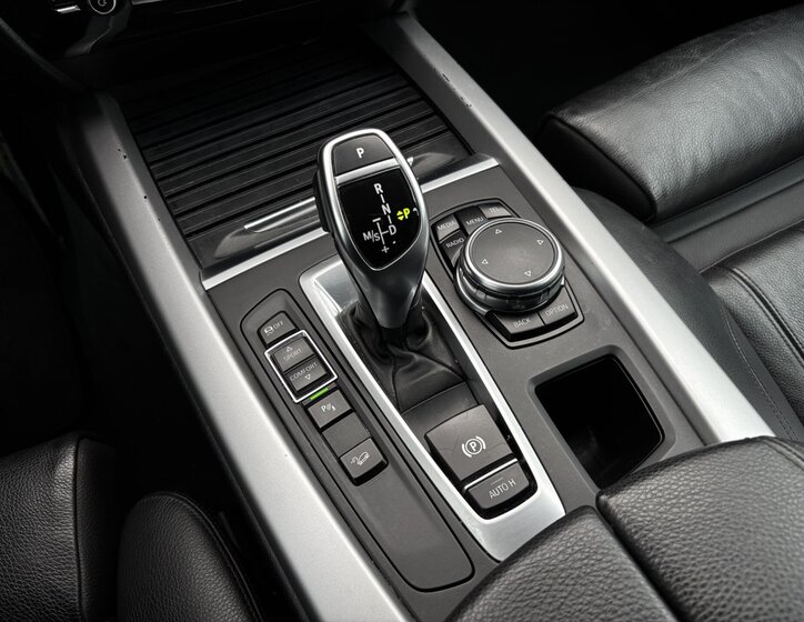 BMW X5 SUV 3,0 l 190 kw