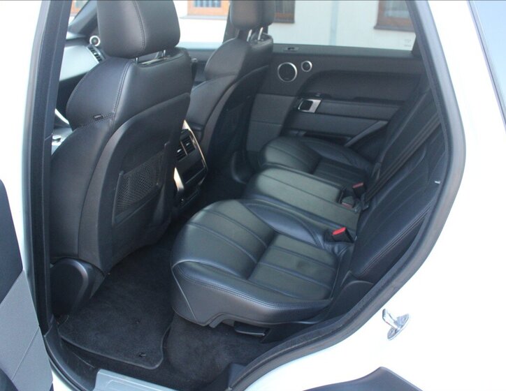 Land Rover Range Rover Sport SUV 4,4 l 250 kw