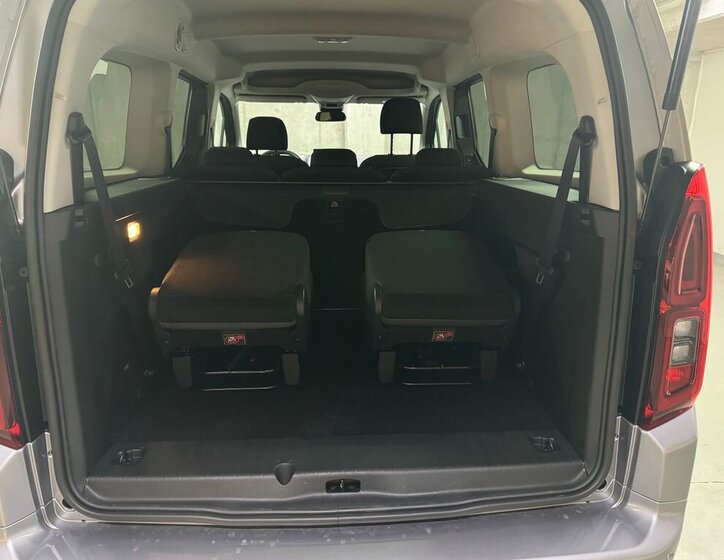Toyota ProAce City Verso MPV 1,5 l 96 kw