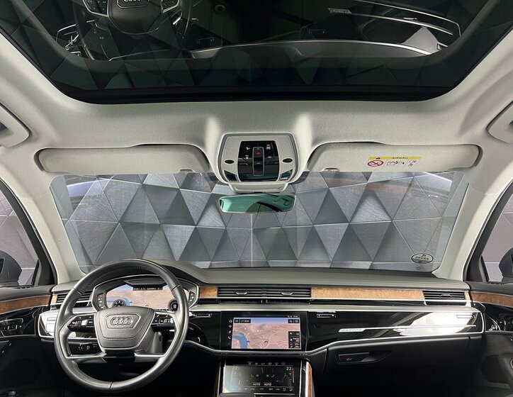 Audi A8 Sedan / Limuzína 3,0 l 210 kw