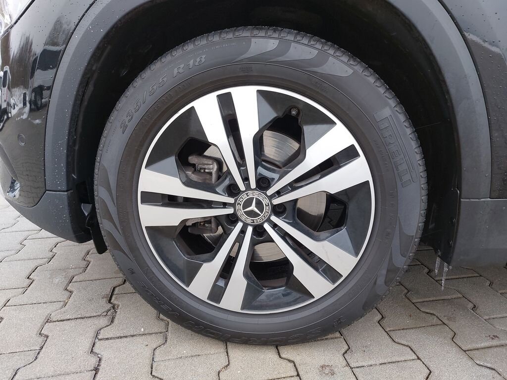 Mercedes-Benz GLA SUV / Terénní 2,0 l 85 kw