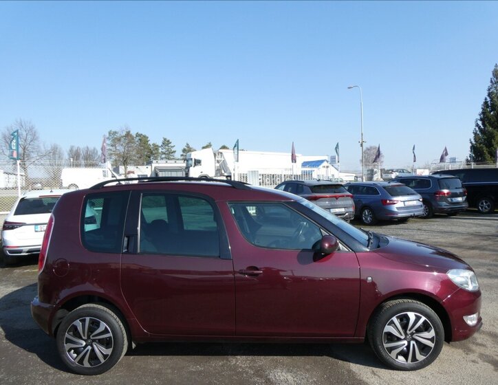 Škoda Roomster Kombi 1,2 l 63 kw