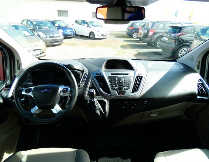 Ford Transit Custom 7
