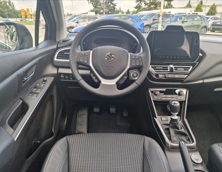 Suzuki S-Cross SUV 1,4 l 95 kw