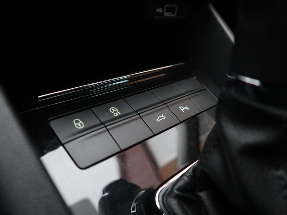 Škoda Octavia Kombi 2,0 l 110 kw