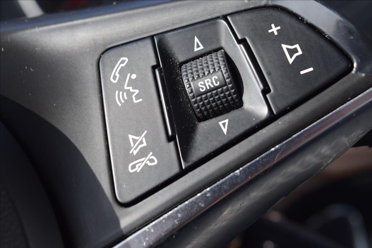 Opel Adam Hatchback 1,2 l 51 kw