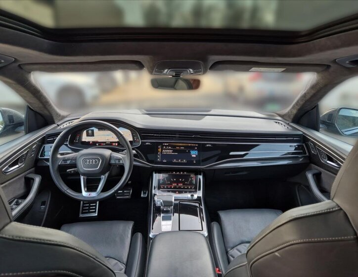 Audi SQ8 SUV / Terénní 4,0 l 320 kw