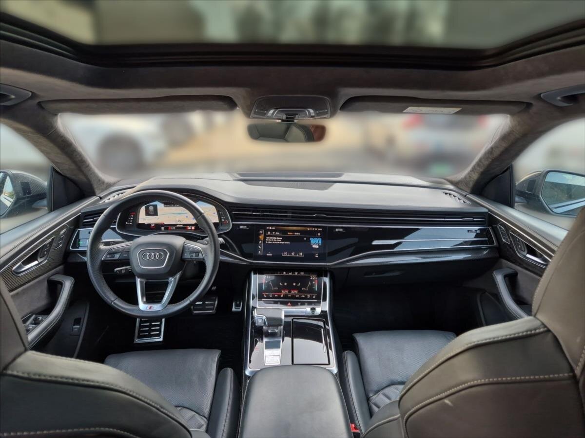 Audi SQ8 SUV / Terénní 4,0 l 320 kw