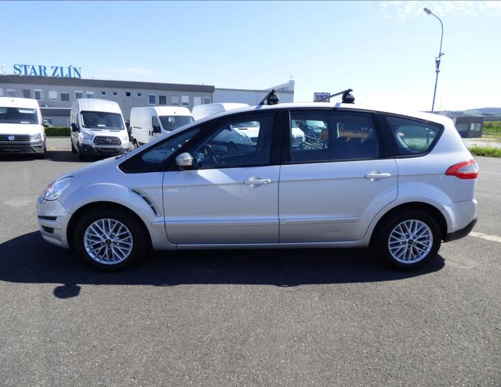 Ford S-MAX 6