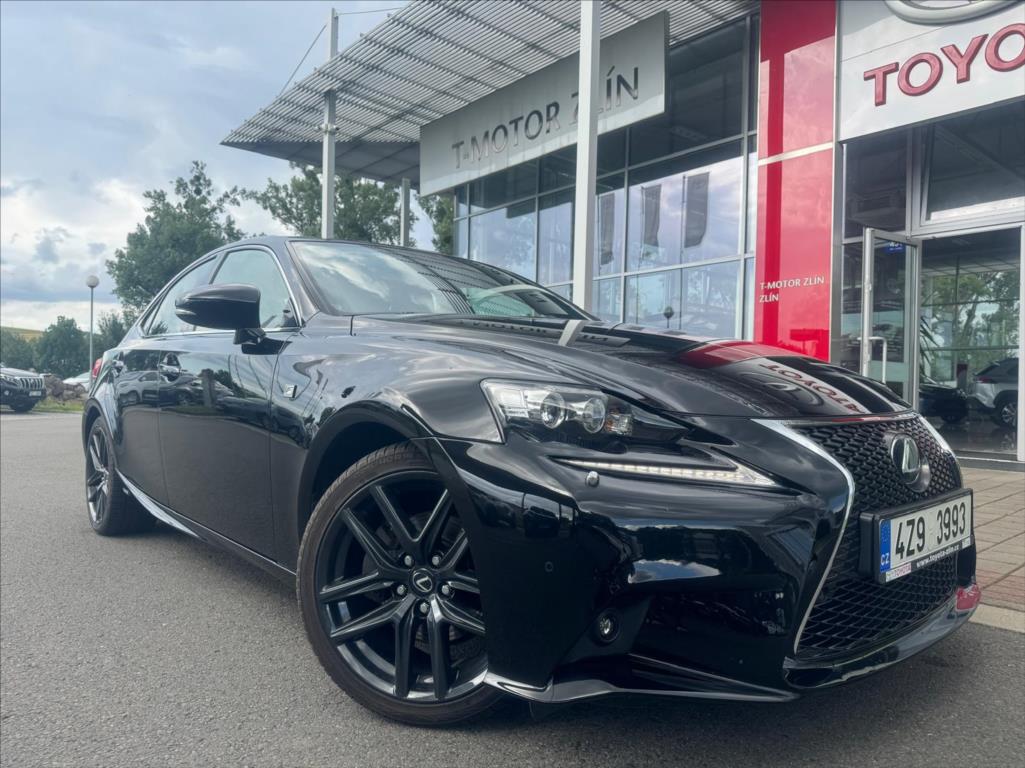 Lexus IS 300h
