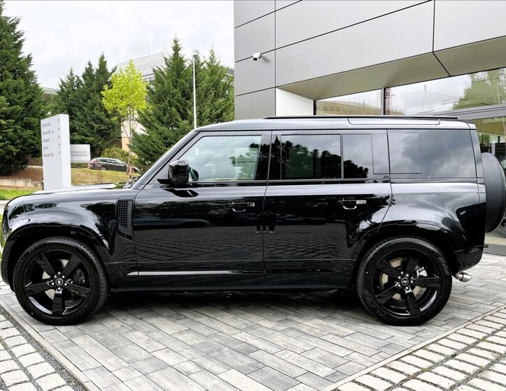 Land Rover Defender SUV / Terénní 5,0 l 313 kw