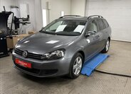 Volkswagen Golf Kombi 1,6 l 77 kw