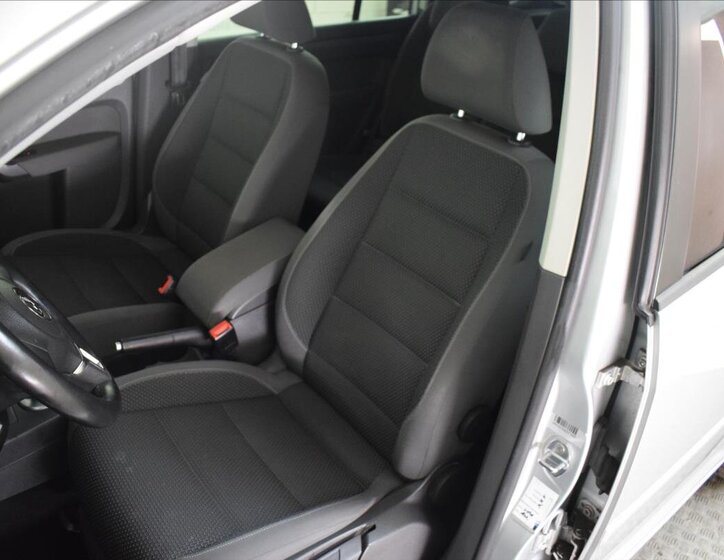 Volkswagen Touran MPV 1,4 l 103 kw