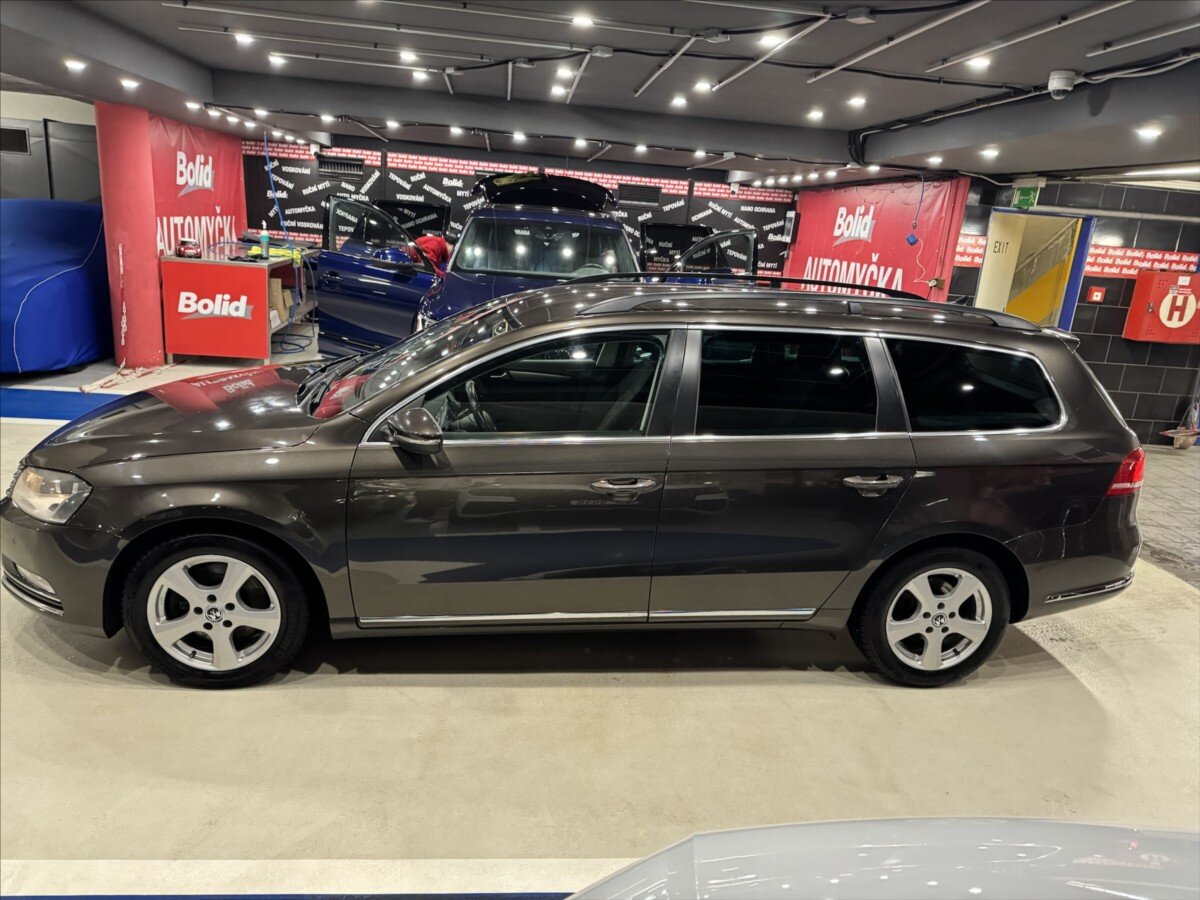 Volkswagen Passat Kombi 2,0 l 103 kw