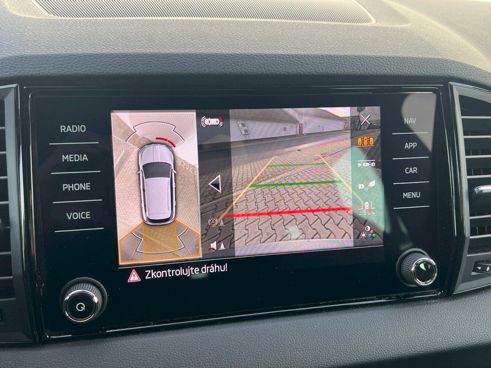 Škoda Karoq SUV 1,5 l 110 kw