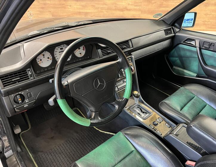 Mercedes-Benz Třídy E 6