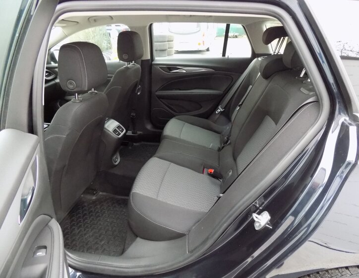 Opel Insignia Kombi 1,6 l 100 kw