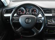 Škoda Superb 16