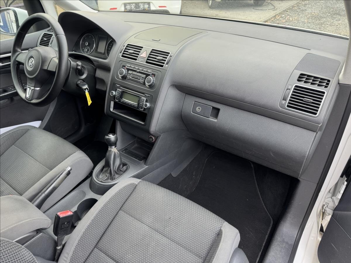 Volkswagen Touran MPV 1,6 l 77 kw